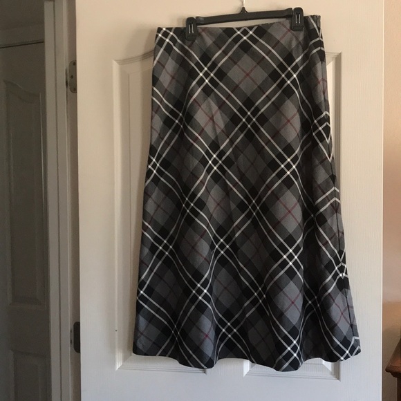 Plaid skirt - Picture 1 of 3